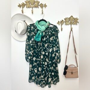 💚Emerald green ruffle/off shoulder option dress L